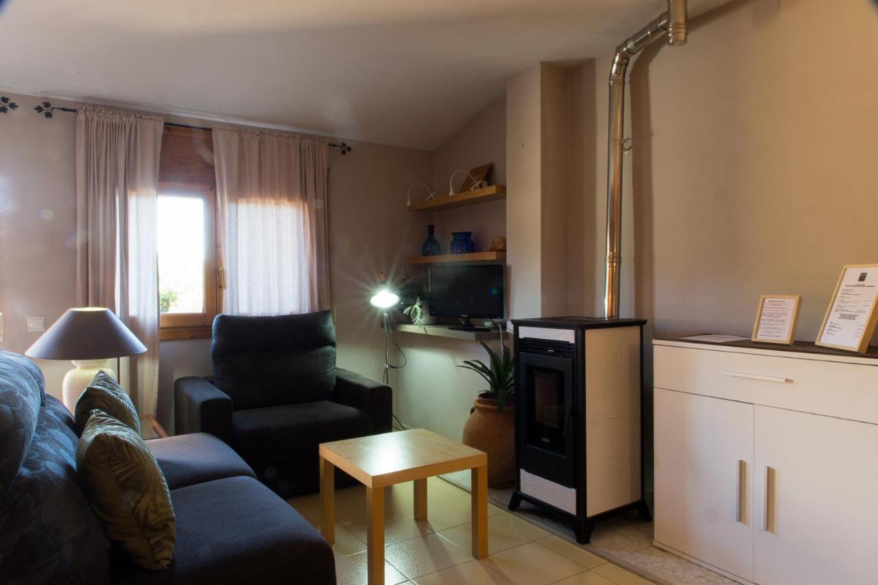 Atico Con Terraza En Graus-Pirineo De Huesca Apartment Exterior photo